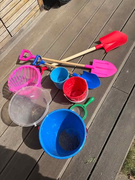 Photo of free Buckets and spades (Top Amersham HP6) #1