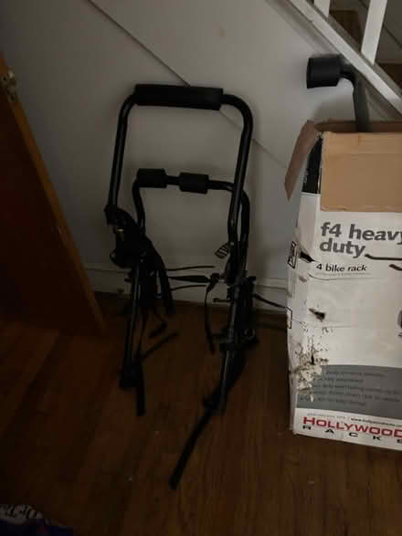 Photo of free 2 bike racks (2nd St NE & Rhode Isle. Ave NE) #1