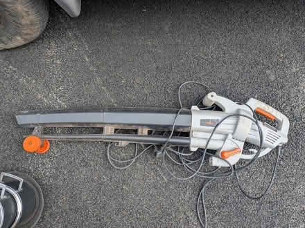 Photo of free Leaf blower VonHaus (RH4) #1