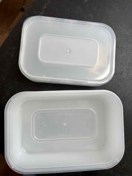Photo of free A set of 8 takeaway containers (Addiscombe CR0) #1