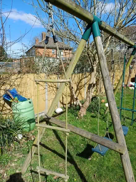 Photo of free Garden swing (TN24) #2