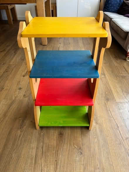 Photo of free Giraffe shelves/bookcase (Berkhamsted, HP4) #2