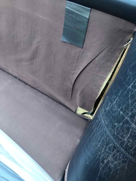 Photo of free Black leather couch (New Hyde Park, Long Island) #4