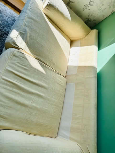 Photo of free 2-seater sofa (Abingdon OX14) #3