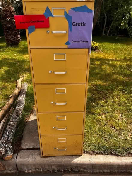 Photo of free Five drawer metal filing cabinet (Hyde Park) #1