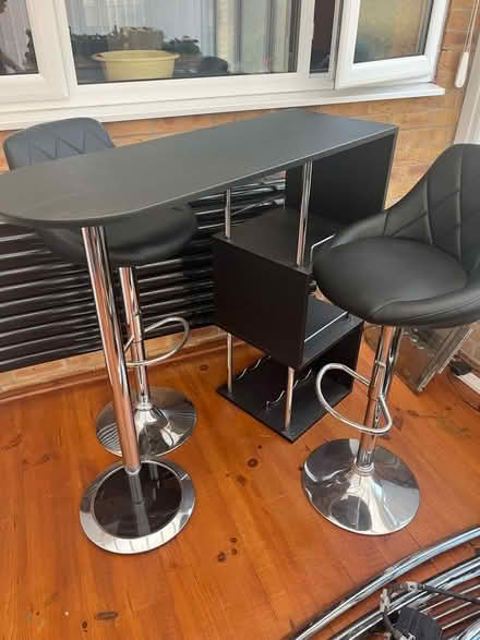 Photo of free Bar and chairs (Stenson Fields CP DE24) #1