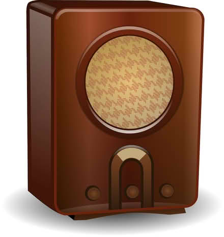 Photo of 1930s or 1940s Radio (non-working is OK) for VE Day display (West End GU24) #1