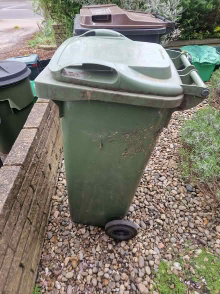 Photo of free Green Wheelie Bin BR3 (Penge BR3) #1