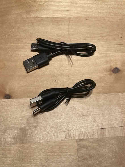 Photo of free USB-C cables (Great Maplestead CO9) #1