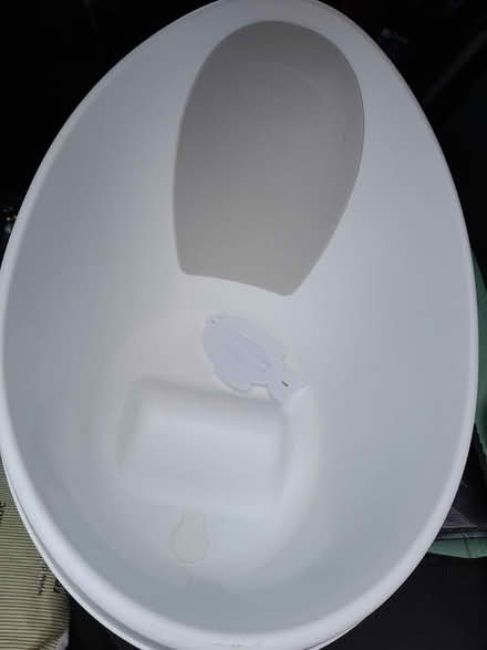 Photo of free As new good quality baby bath (17 The Crescent D03WV32) #2