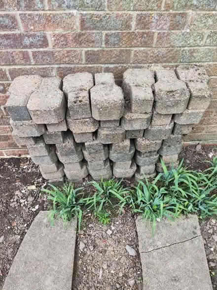 Photo of free Paving Stones / Paviers (Great Notley, CM77) #2