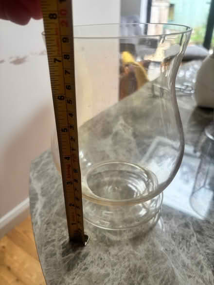 Photo of free Vase (KT9 Chessington) #2