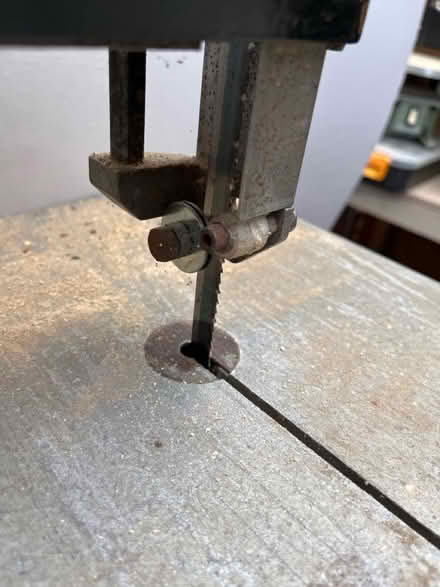 Photo of free Bandsaw (read) (CH62 bromborough) #2