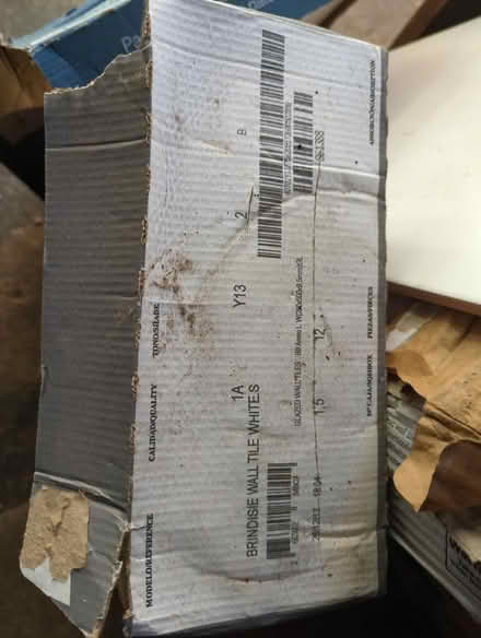 Photo of free Tiles (Craiglockhart EH14) #2