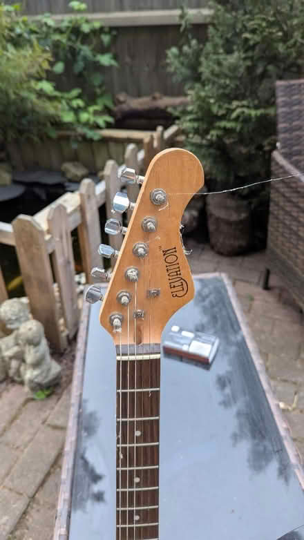 Photo of free Guitar (Aylesbury near smh HP21) #2