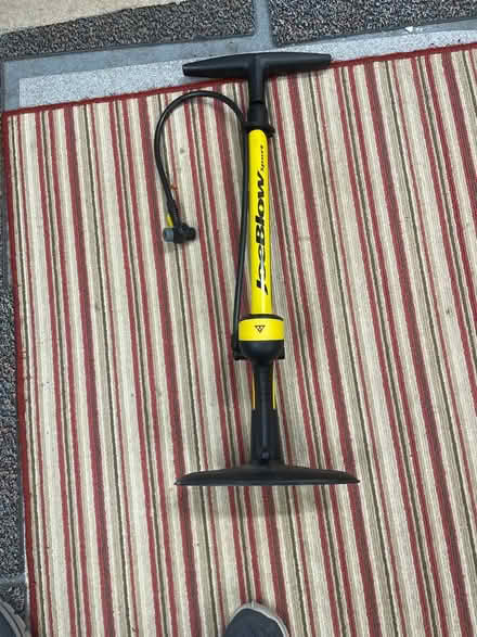Photo of free Bike pump (Sevenoaks TN13) #1