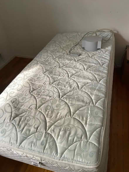 Photo of free SelectComfort Sleep Number (Mountain View) #2