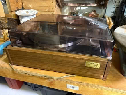 Photo of free Sony 230 turntable (Tilehurst Reading) #1