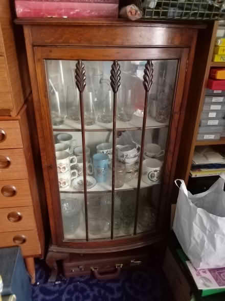 Photo of free Display cabinet with shelves (Tonbridge) #1