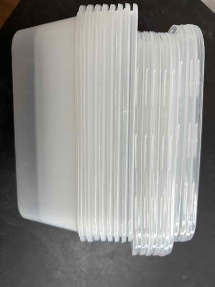 Photo of free A set of 8 takeaway containers (Addiscombe CR0) #2