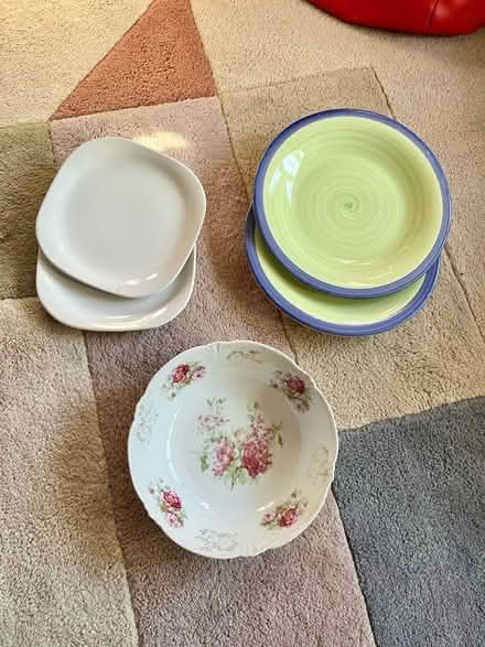 Photo of free Ceramic bowl and plates (Hertford Heath SG13) #1