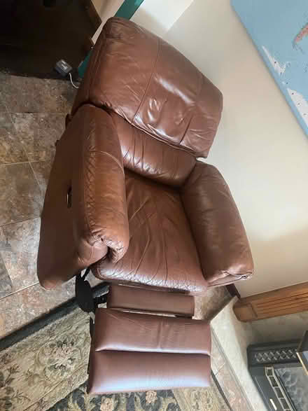 Photo of free Brown leather electric recliner (Stenson Fields CP DE24) #2