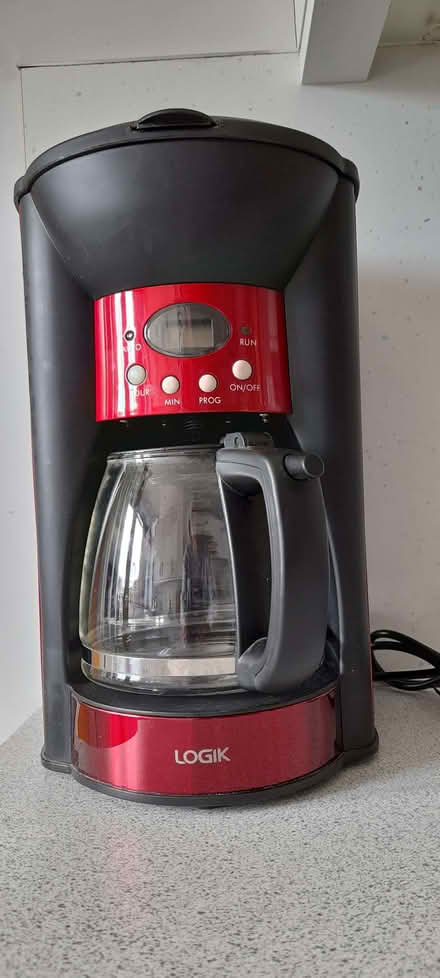 Photo of free Logik filter coffee maker (Priorslee TF2) #1