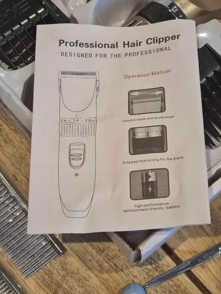 Photo of free Dog grooming kit and accessories (Richmond TW10) #4