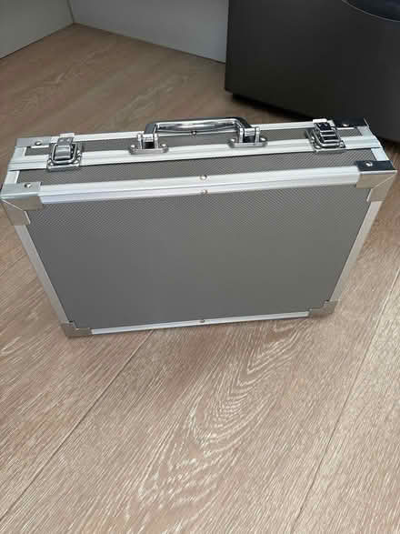 Photo of free Art case (some paint included) (Hoddesdon EN11) #4