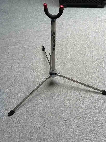 Photo of free Archery bow stand (Farnborough GU14) #1