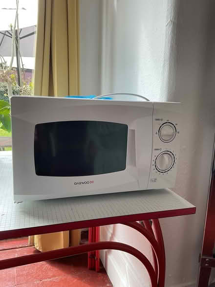 Photo of free Microwave (Willesden Green) #1