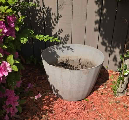 Photo of free Planters,plastic large (I 20& I 285 Decatur) #2
