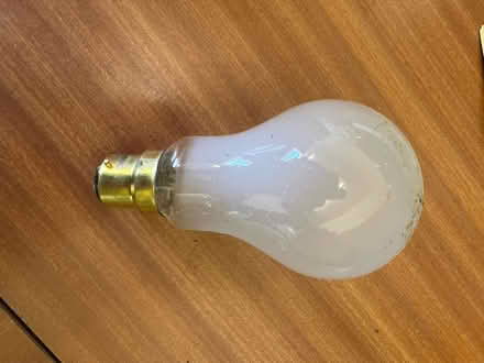 Photo of free 10 x 100W Incandescent Light Bulbs (Caxton CB23) #2