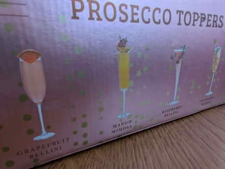 Photo of free Prosecco Toppers Set x 4 (Mold CH7) #2