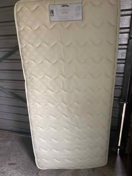 Photo of free Single mattress (Harrietsham ME17) #1