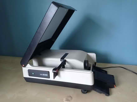 Photo of free Slide projector (Horspath OX33) #1