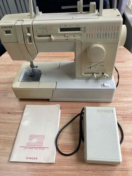 Photo of free Sewing Machine (Grimsbury OX16) #1