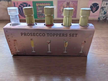 Photo of free Prosecco Toppers Set x 4 (Mold CH7) #1