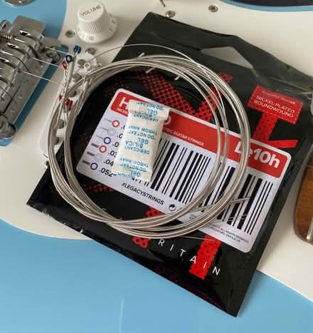 Photo of Guitar strings (Hazlemere HP15) #1