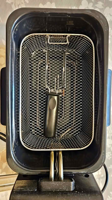 Photo of free Tefal Deep Fat Fryer (Knightsfield AL8) #4