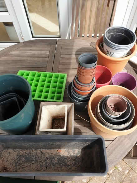 Photo of free Garden pots (TN38) #2