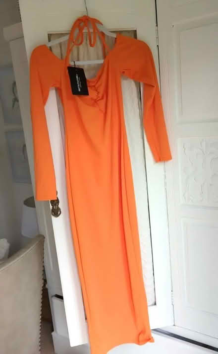 Photo of free Pretty Little Thing Orange Bodycon Midi Dress New With Tags (Bingham NG13) #4