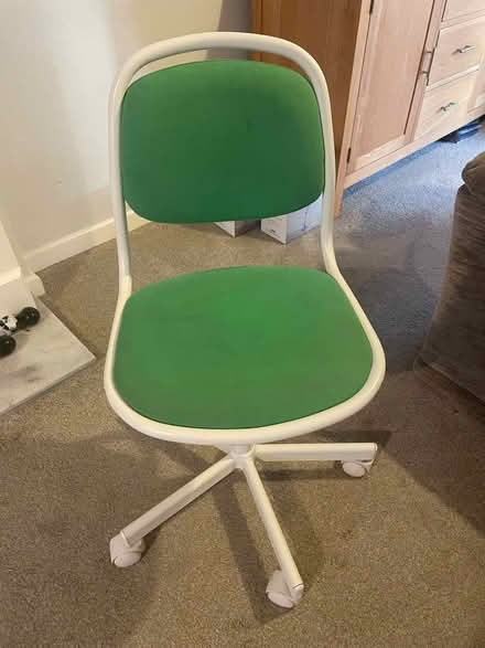 Photo of free Small rise and fall chair (Longbarn WA2) #2