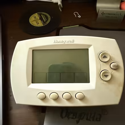 Photo of free Honeywell thermostat- used (Long hill, NJ) #1