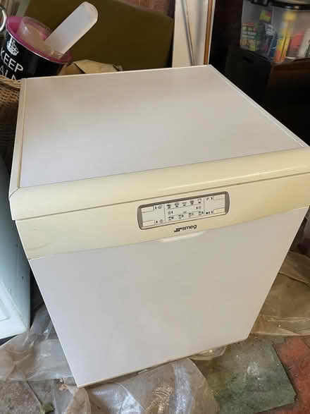 Photo of free Dishwasher Smeg (Wombourne WV5) #2