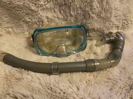 Photo of free Diving Mask and Snorkel (Easthampstead RG12) #1
