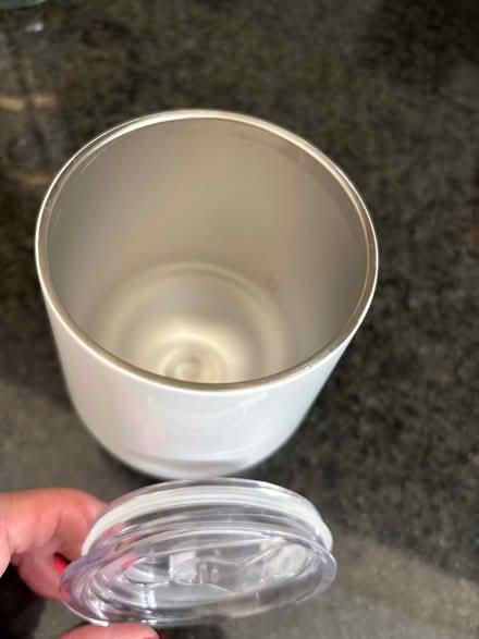 Photo of free thermal drinking cup with lid (UpperHale GU9) #2