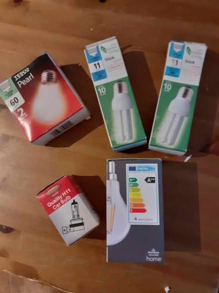 Photo of free Light bulbs various new (HX7) #1