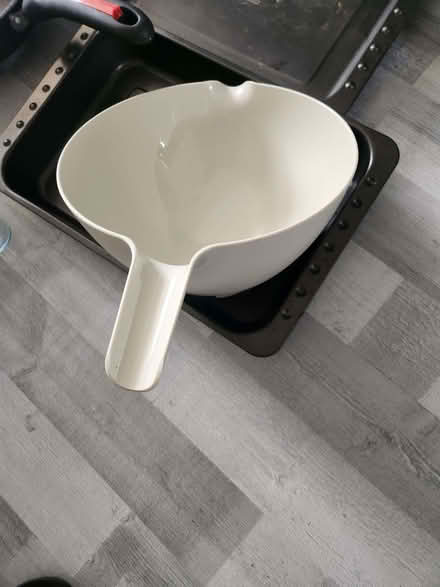 Photo of free Kitchen items (E8) #1