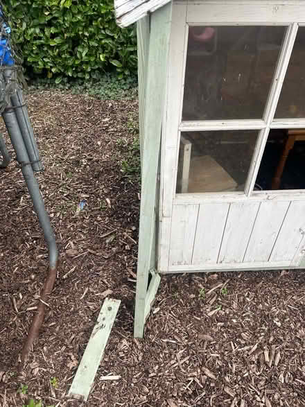 Photo of free Children’s playhouse (Matlock DE4) #4